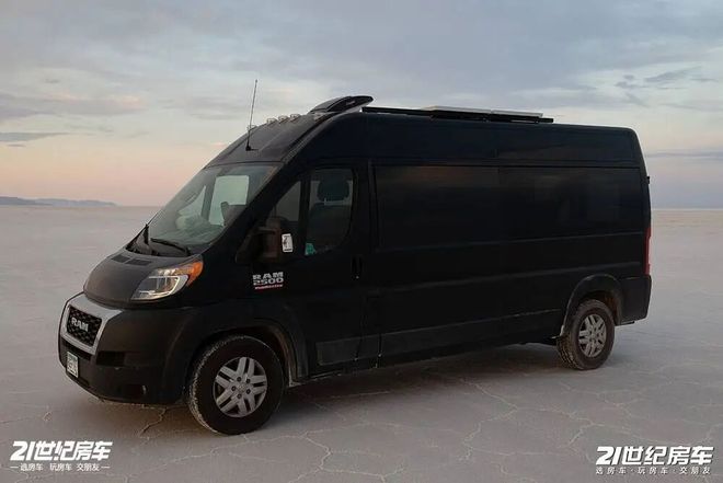 m Promaster露营车把舒适感拉满了pg电子中国网站四面环窗仰望星空!这辆Ra(图3) m Promaster露营车把舒适感拉满了pg电子中国网站四面环窗仰望星空!这辆Ra(图3)